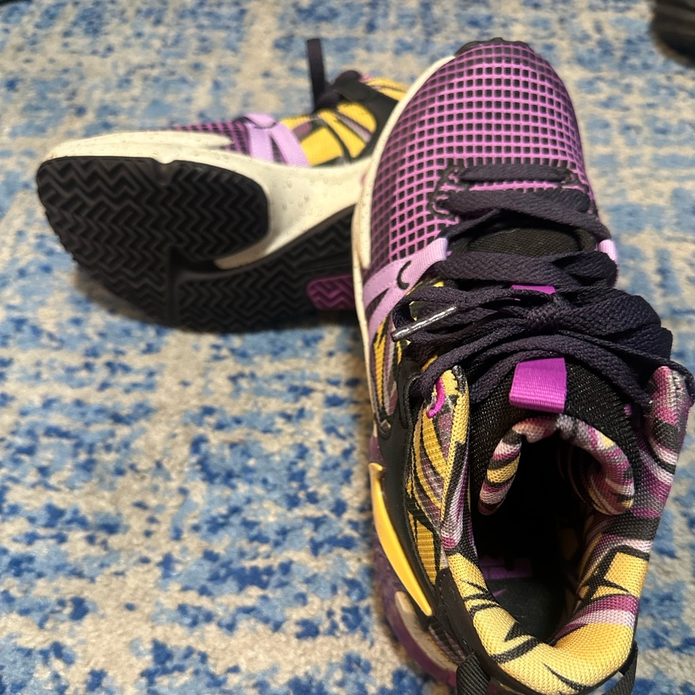 Nike Women's Sneakers in Black, Purple, and Yellow